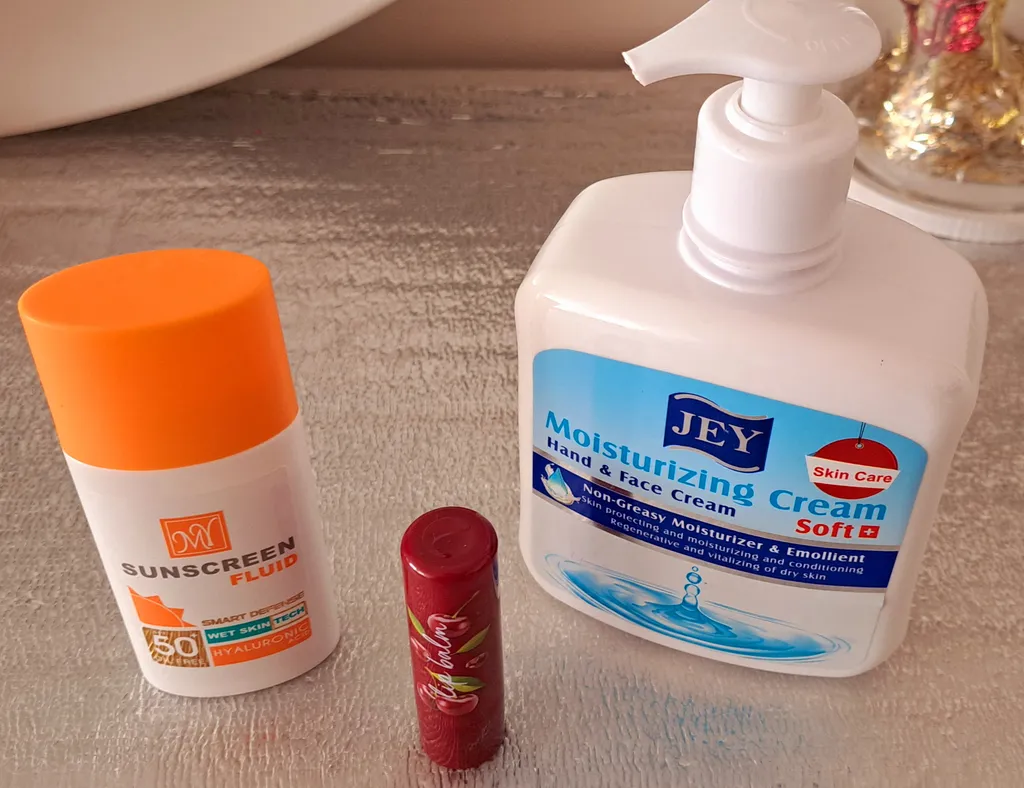 Jey Soft 450ml For Dry Skin Hand and Face Softening Moisturizing Cream